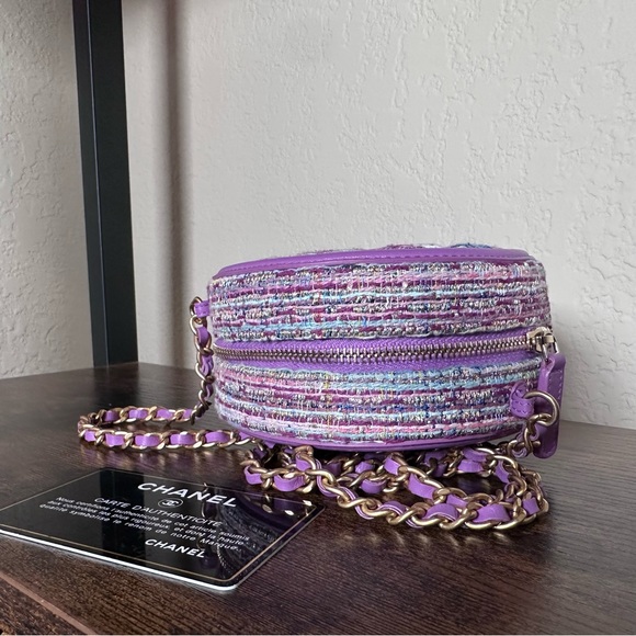 Authentic New Chanel Filigree Purple Multicolor Tweed Round Crossbody Bag - Picture 7 of 12